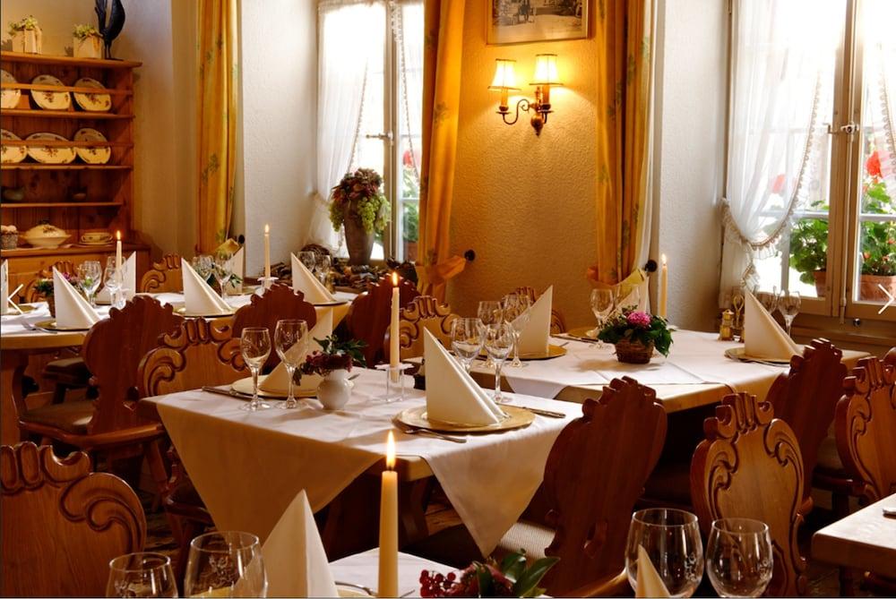 Baeren Hotel, The Bear Inn Wilderswil Exterior foto