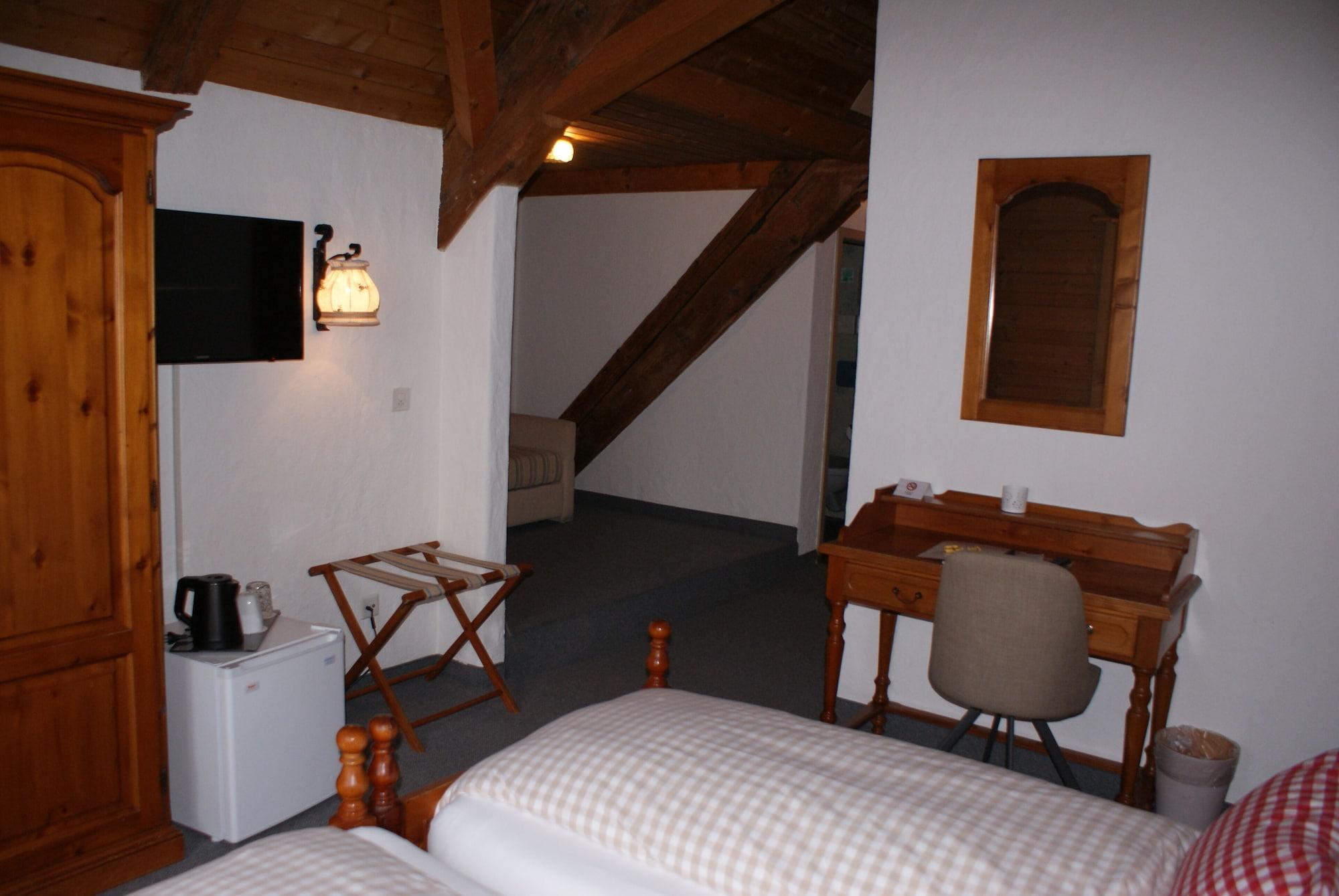 Baeren Hotel, The Bear Inn Wilderswil Exterior foto