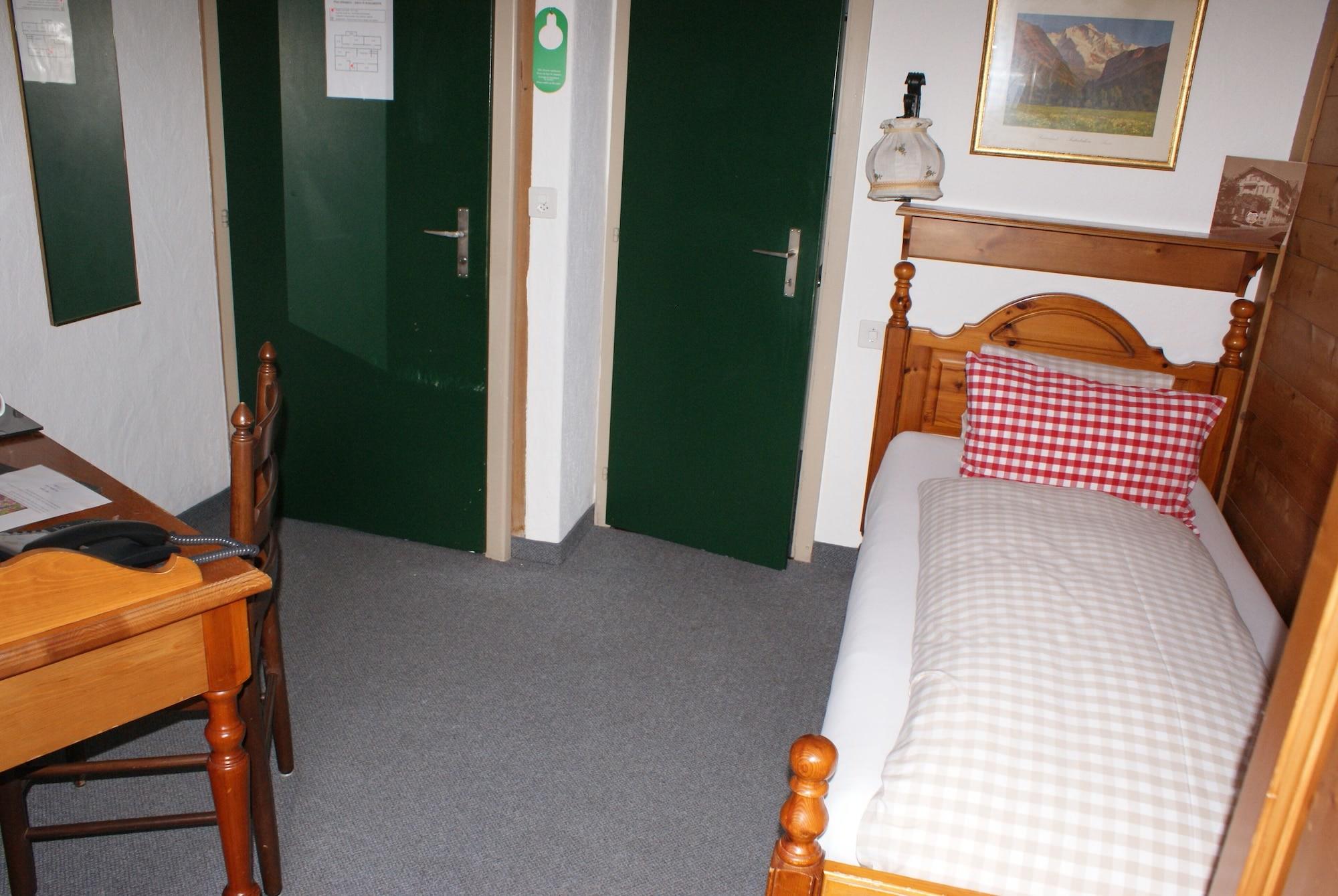 Baeren Hotel, The Bear Inn Wilderswil Exterior foto